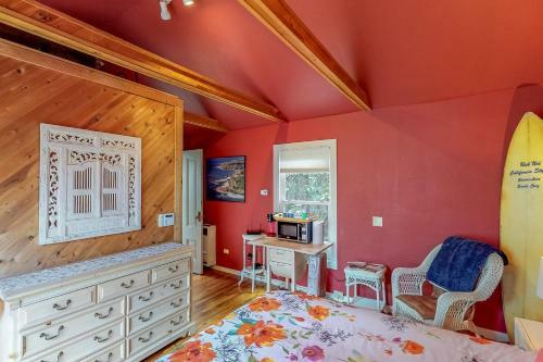 English Garden Studio Suite