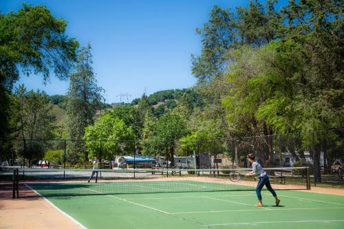 Morgan Hill Camping Resort Cabin 2