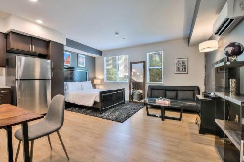 Urban Flat Apartments @ San Mateo
