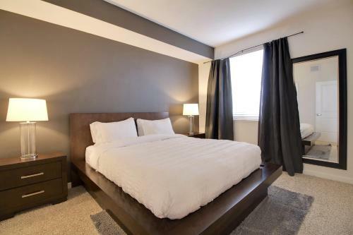 Urban Flat Apartments @ San Mateo