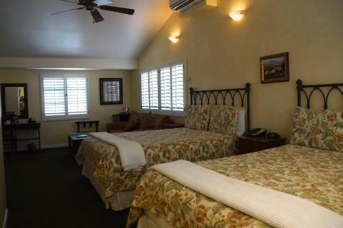 Hotel Castillo Inn At The Beach