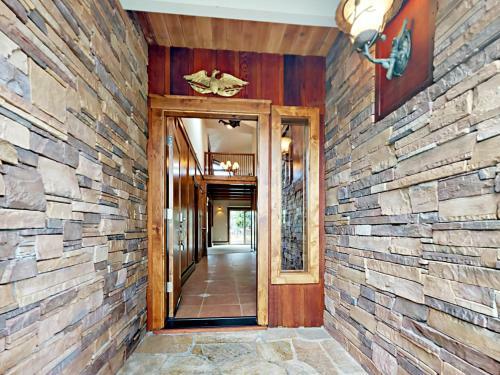 2220 Balboa Drive Home