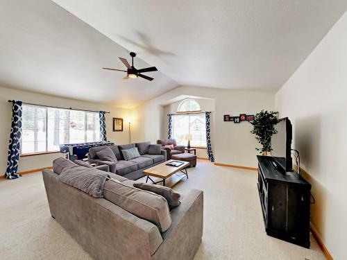 1212 Gold Dust Trail Home