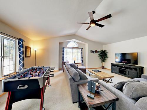 1212 Gold Dust Trail Home