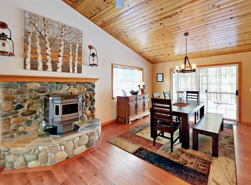 1212 Gold Dust Trail Home