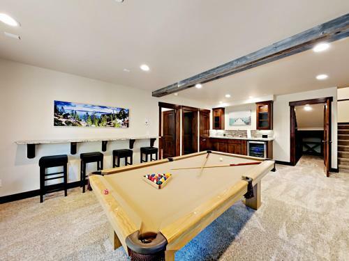 1183 Prospector Trl Home