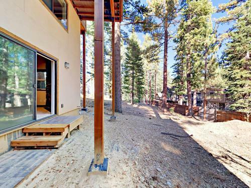 1183 Prospector Trl Home