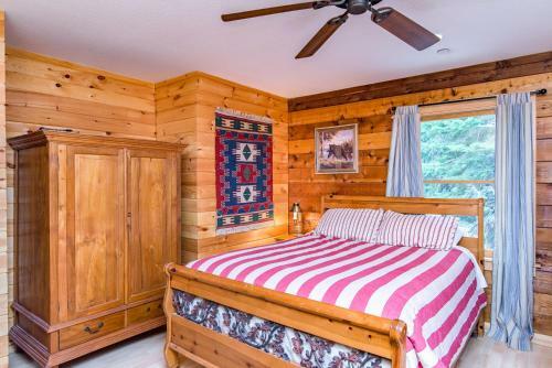 Cedar Log Cabin