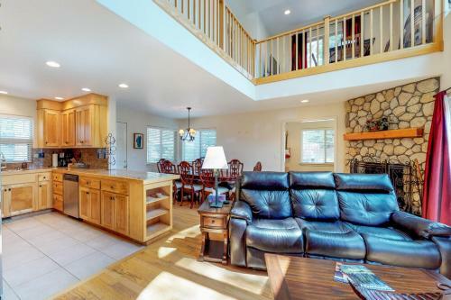 Pine Tree Getaway