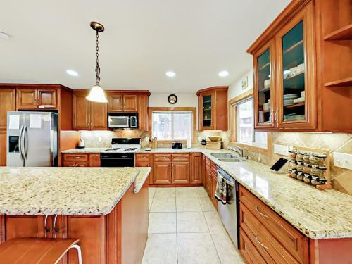 1154 Lone Indian Trail Home