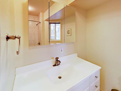 1154 Lone Indian Trail Home