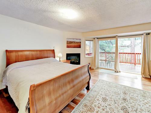 1154 Lone Indian Trail Home
