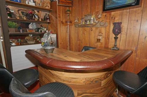1187 Golden Bear Home