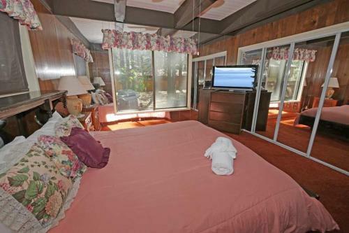 1187 Golden Bear Home