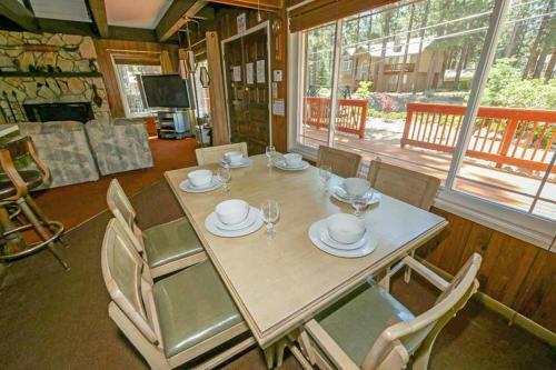 1187 Golden Bear Home