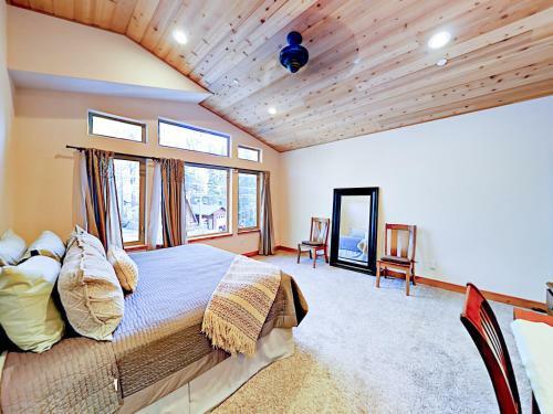 1593 Oglala Street House