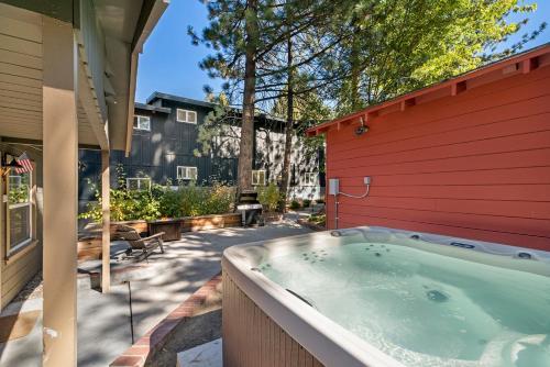 4093 Manzanita Ave Cabin Unit 1
