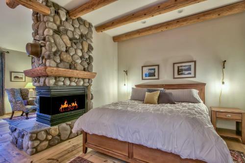 Hotel Black Bear Lodge