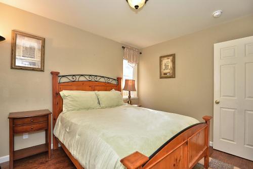 839 Paloma Avenue Home