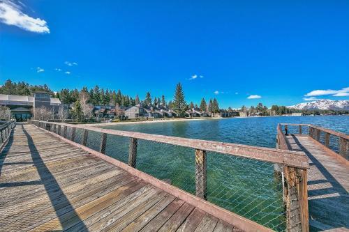 Slt Home Private Beach, Pool & Heavenly Ski Resort Townhouse