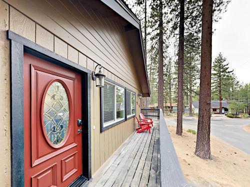 2545 Alice Lake Home Home