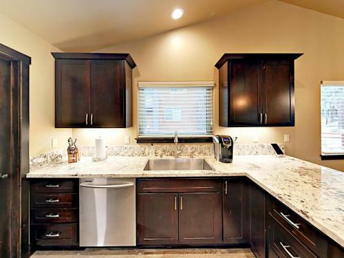 2545 Alice Lake Home Home