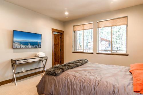 3854 Regina Road Home