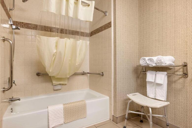 Best Western Los Angeles Worldport Hotel
