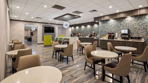 Posada Best Western Plus Executive Residency Denver-stapleton Hotel