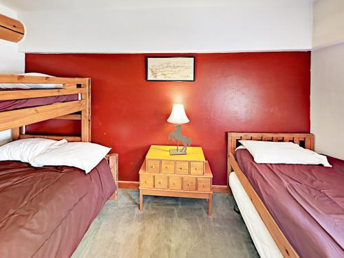 Twelve Bedroom 232 Northside Circle Home