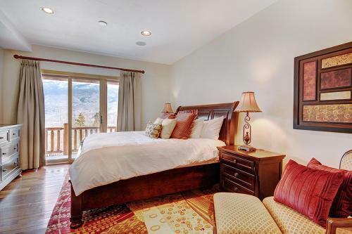 Woodland Lodge At Ruby Ranch Home