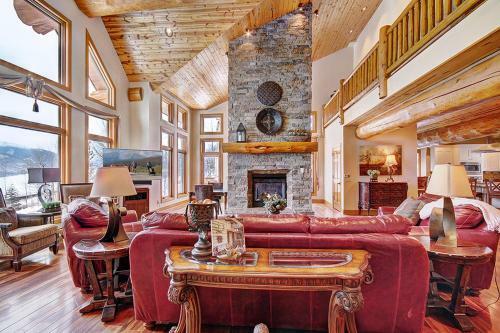 Woodland Lodge At Ruby Ranch Home