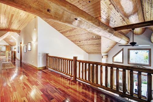 Woodland Lodge At Ruby Ranch Home