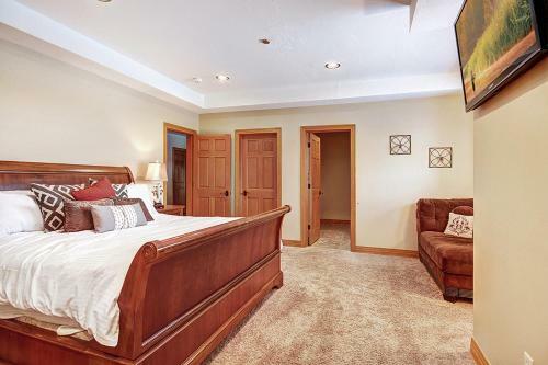 Woodland Lodge At Ruby Ranch Home