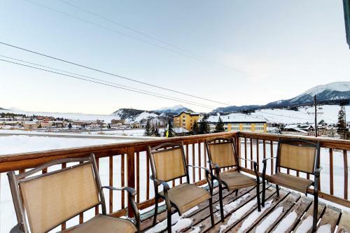Hummingbird Hotel