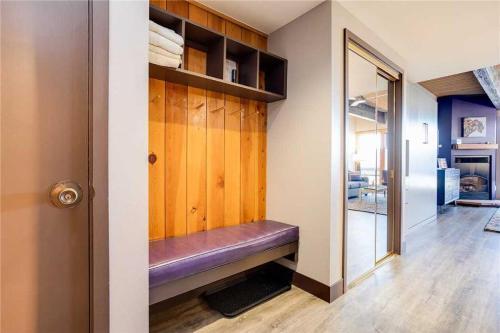 West Condominiums - W3204