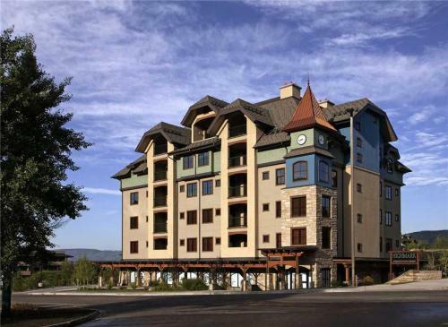 Highmark Steamboat Springs - Hm2b