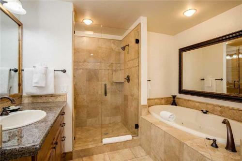 Highmark Steamboat Springs - Hm2b