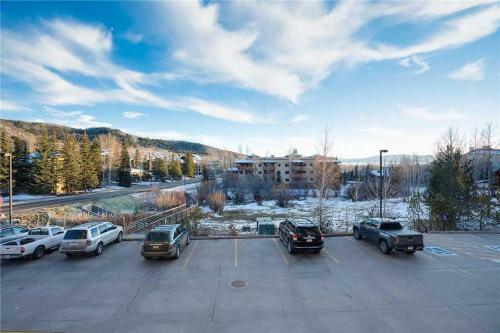Highmark Steamboat Springs - Hm2b