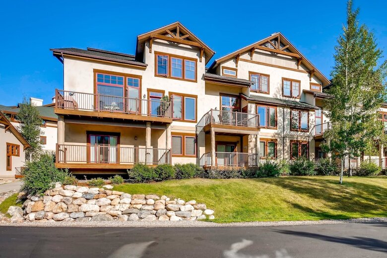 Eagleridge Townhomes 1573