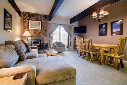 Storm Meadows Club B Condominiums - Cb216