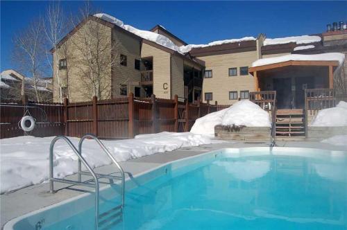 Shadow Run Condominiums - Shb26