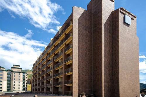 Steamboat Gondola Residences - Sv710
