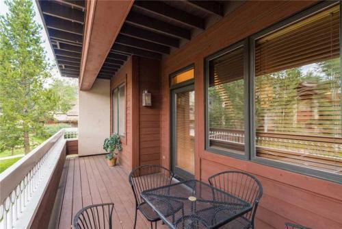 2107 Timberline Lodge, Trappeur's Crossing