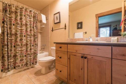 2107 Timberline Lodge, Trappeur's Crossing