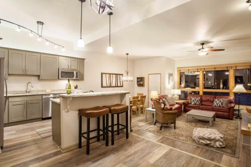 Apartamento Kutuk Condominiums By Resort Lodging Company