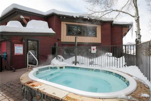 Phoenix At Steamboat - P218