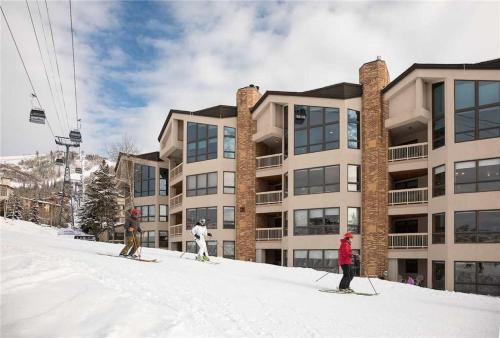 Chateau Chamonix - Cx325