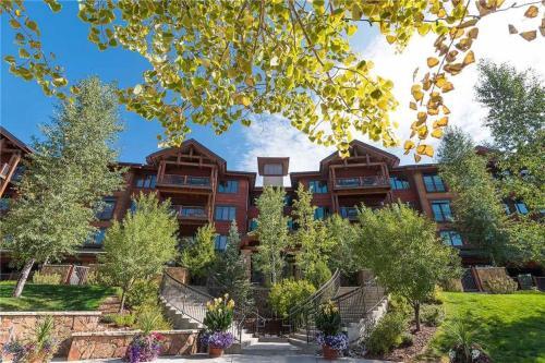 5307 Emerald Lodge, Trappeur's Crossing