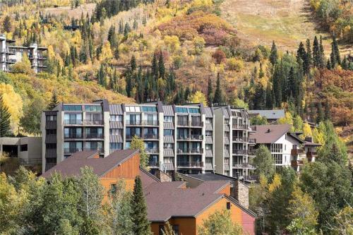 Bronze Tree Condominiums - Bt302